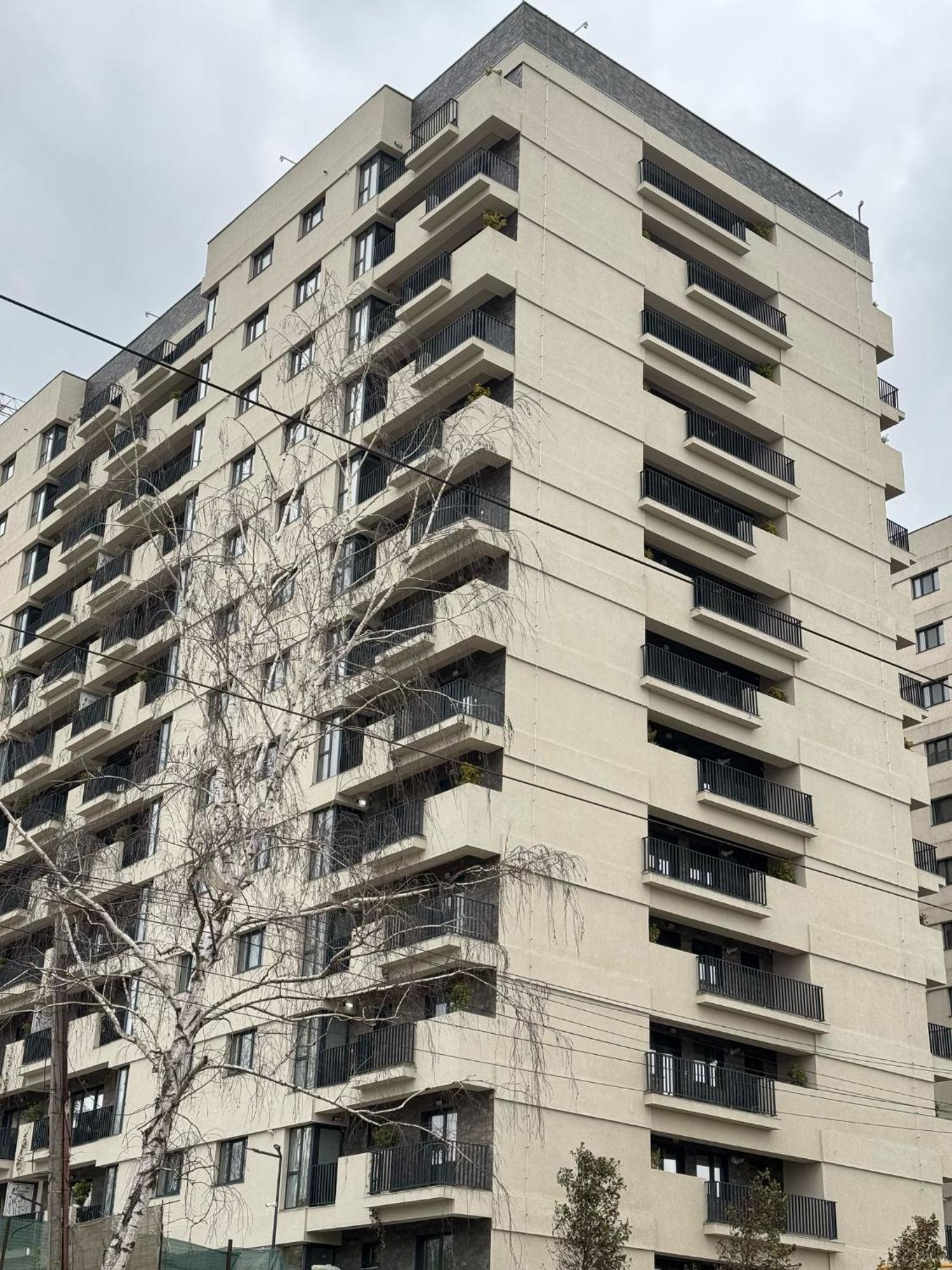 Modern & Glam Evergreen Towers Parking Free Appartamento
