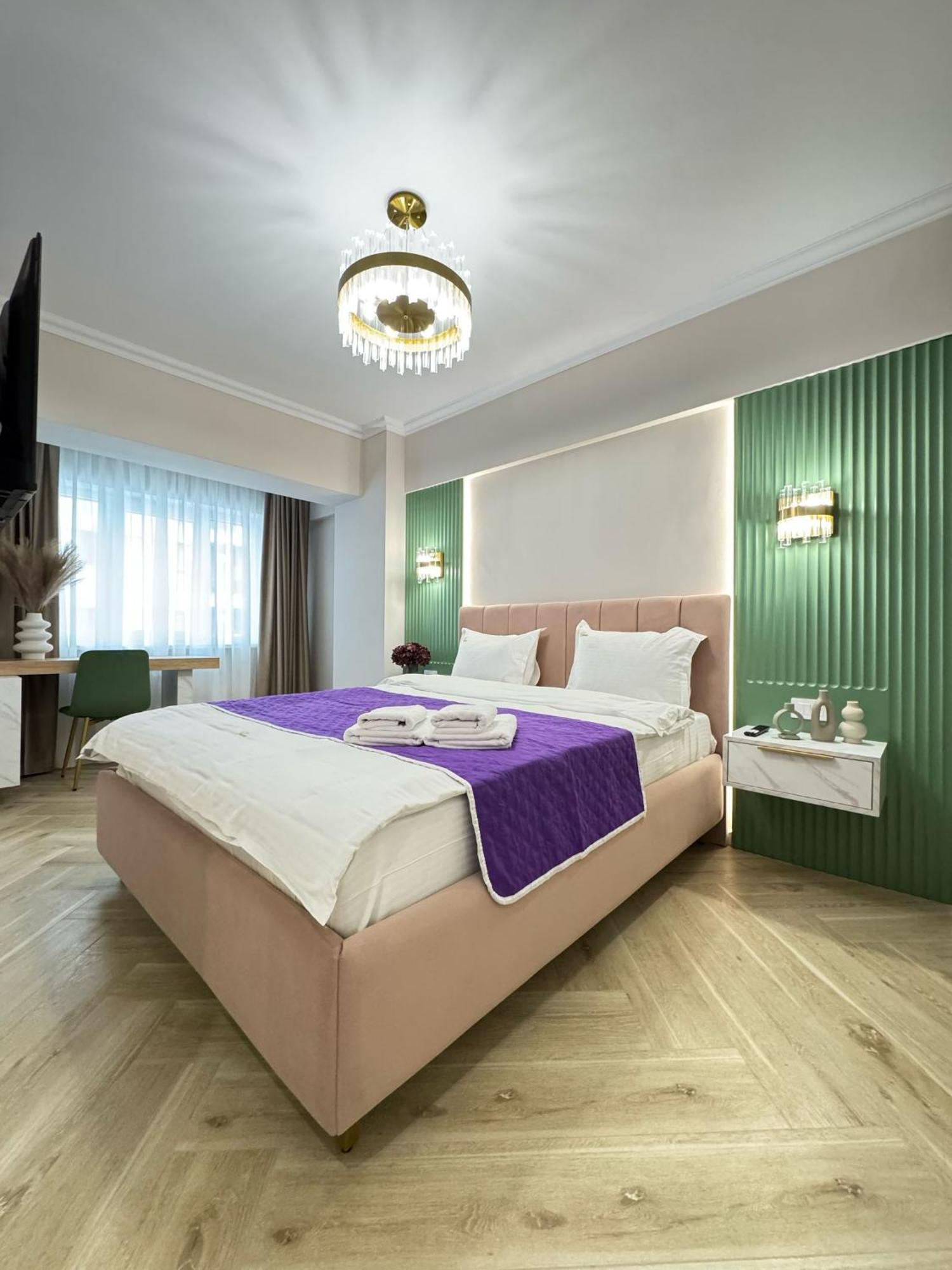 Appartamento Modern & Glam Evergreen Towers Parking Free