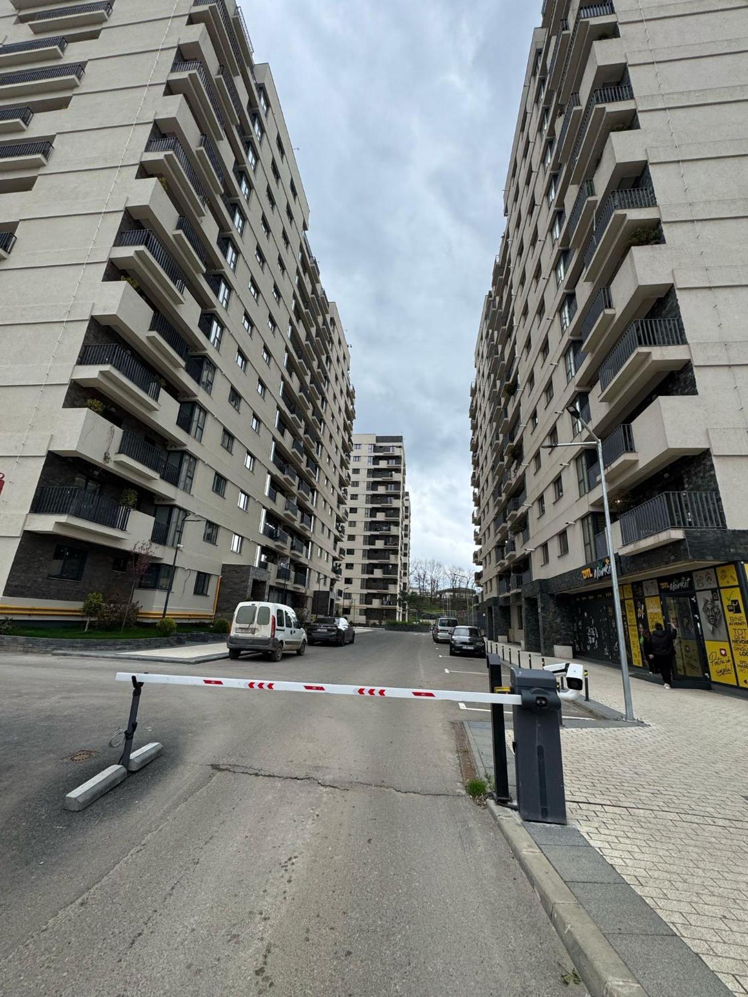 Modern & Glam Evergreen Towers Parking Free Iasi