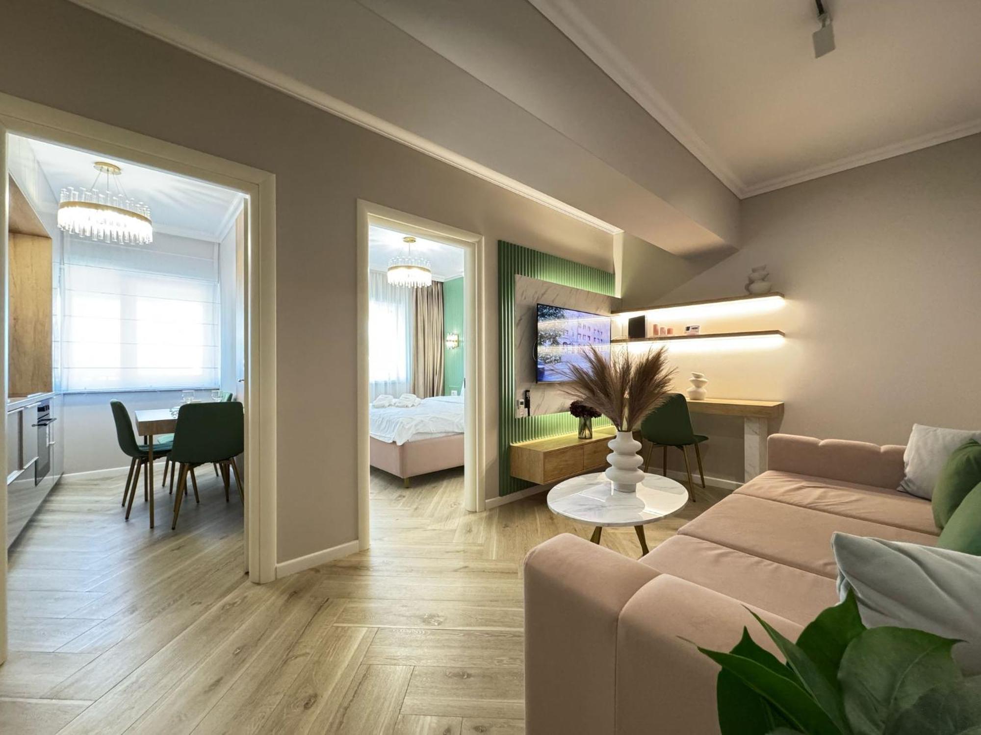 Appartamento Modern & Glam Evergreen Towers Parking Free *
